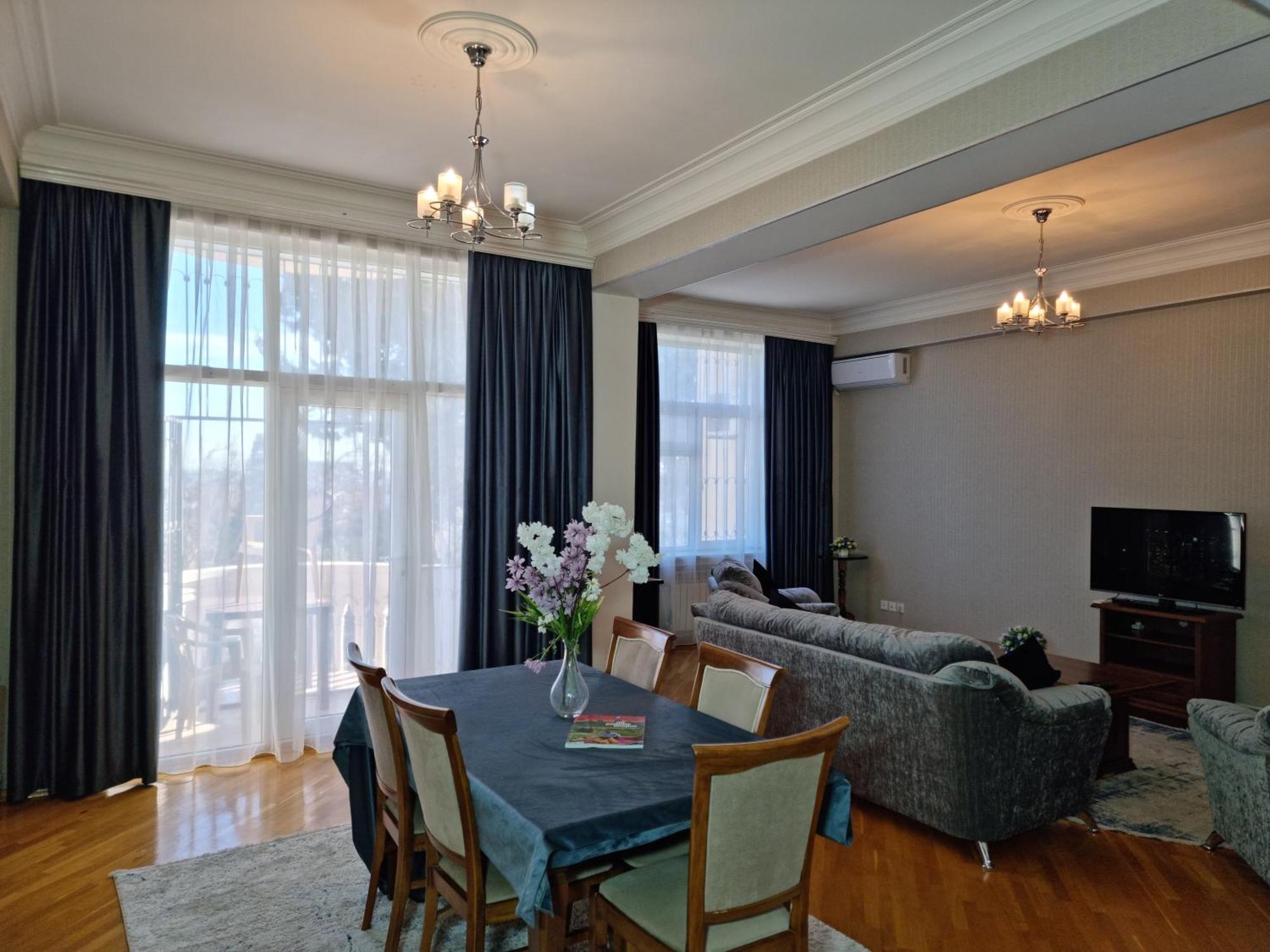 Mayden Family Apartment バクー エクステリア 写真